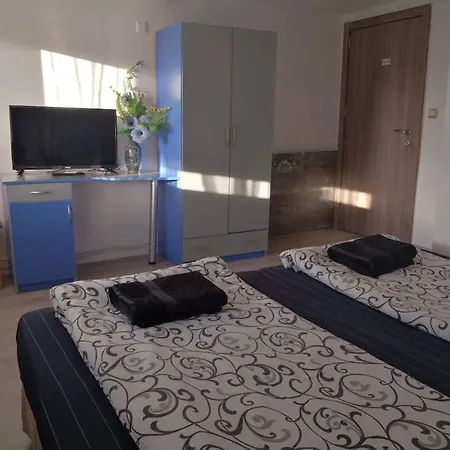 Holiday home Вила Графити Dospat